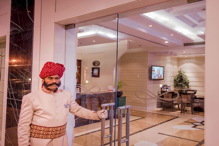 Hotel 50 of 60