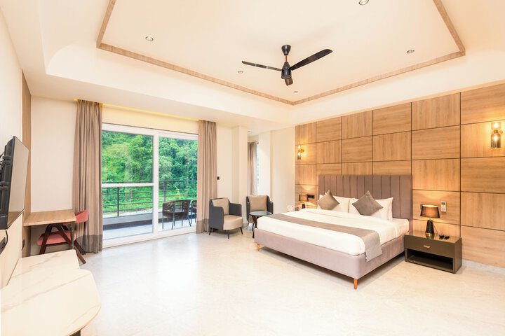 Room 50 of 161