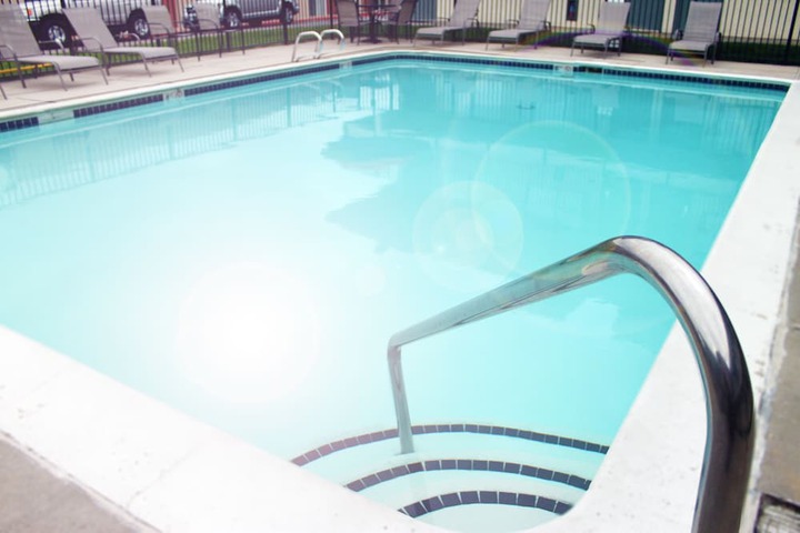 Pool 18 of 25