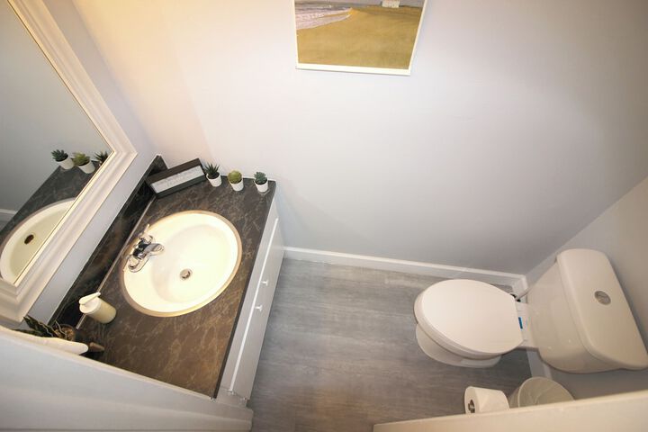 Room 10 of 15