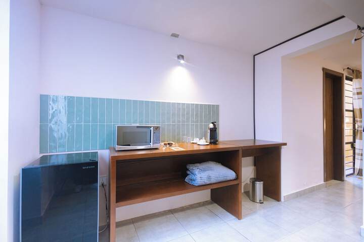 Room 13 of 42
