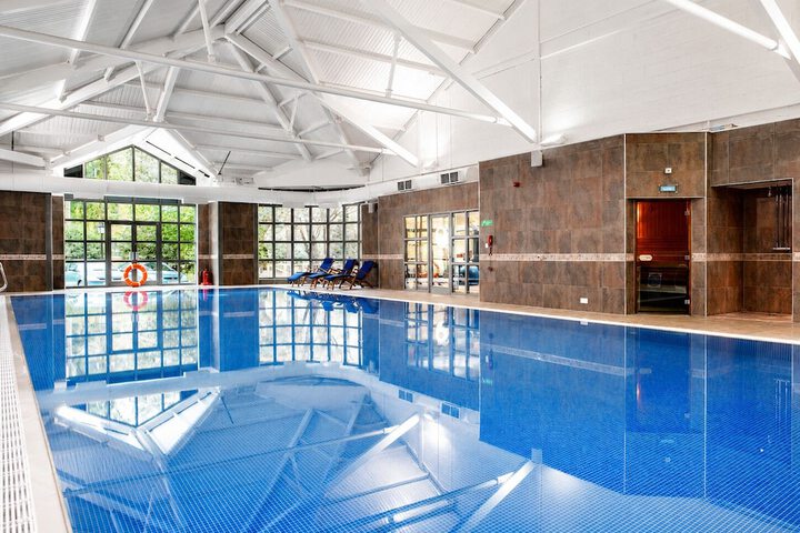 Hotel with Pool