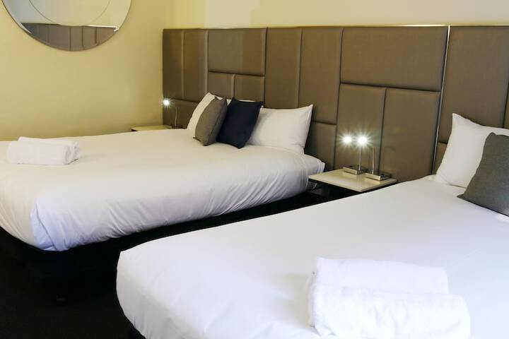 Room 7 of 37
