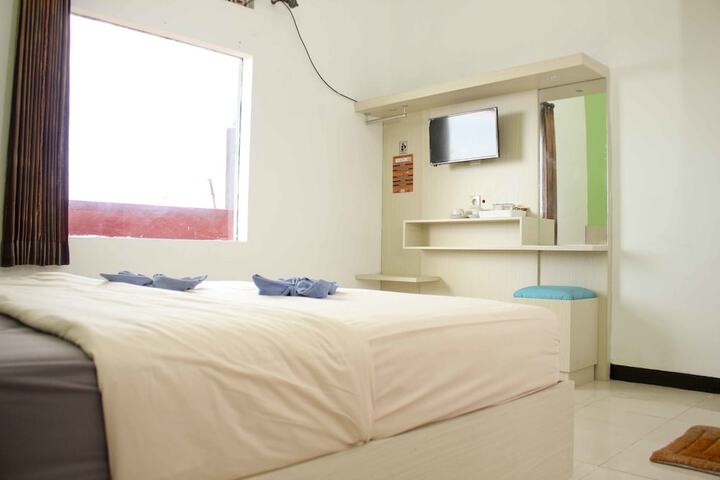 Room 7 of 78