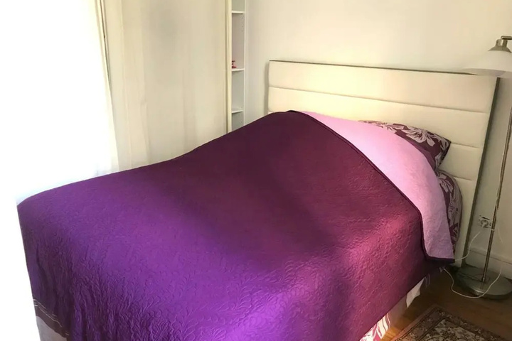 Room 2 of 6