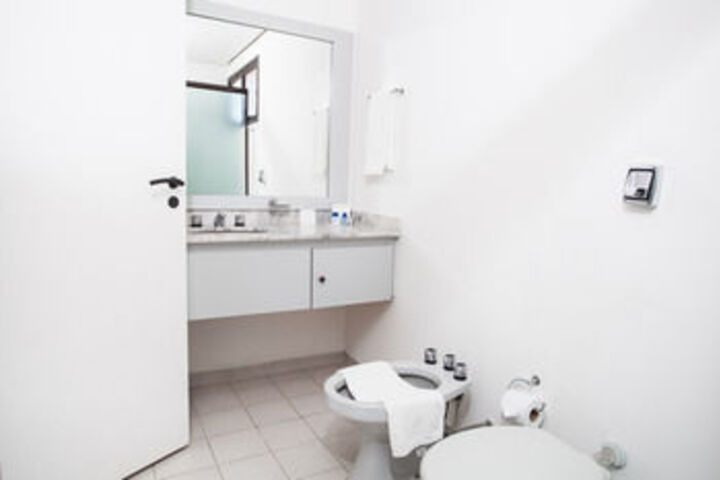 Room 2 of 13