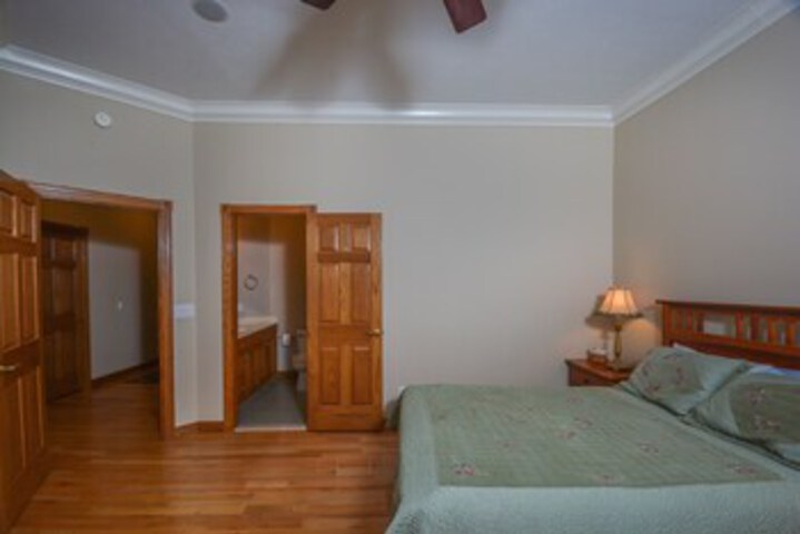 Room 43 of 54