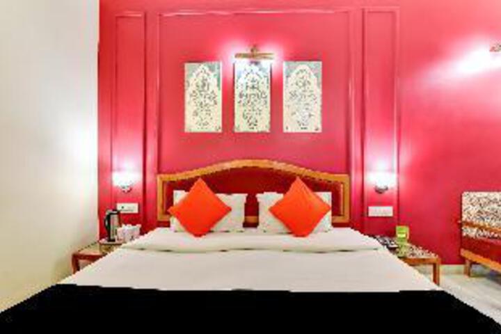 Capital O 76784 Lmb Hotel
