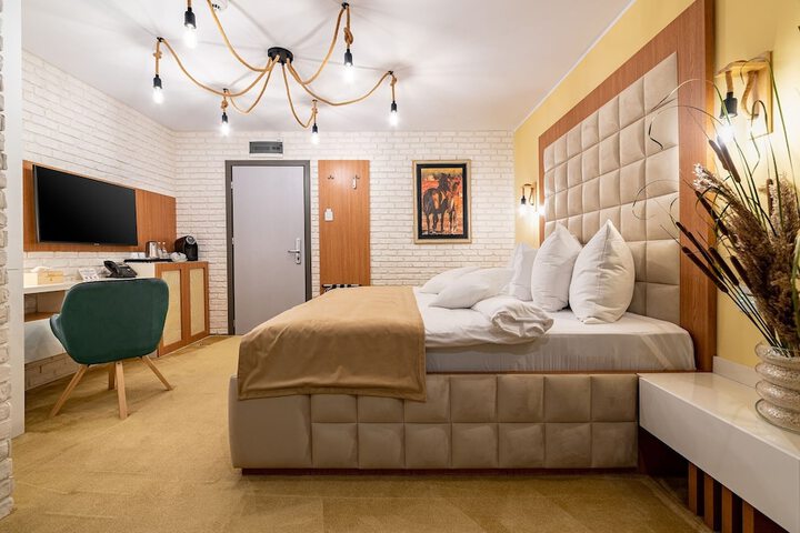 Room 14 of 88