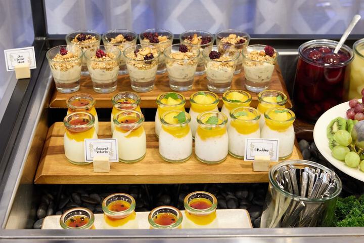Breakfast area