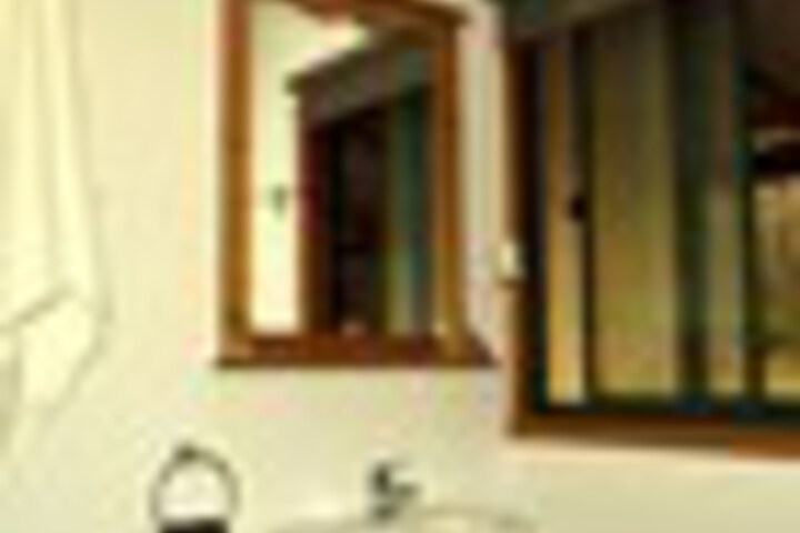 Room 38 of 144