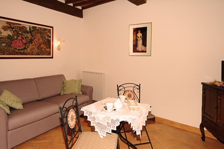 Room 5 of 42