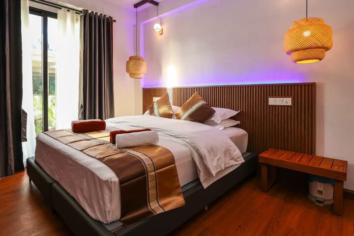 Room 9 of 20