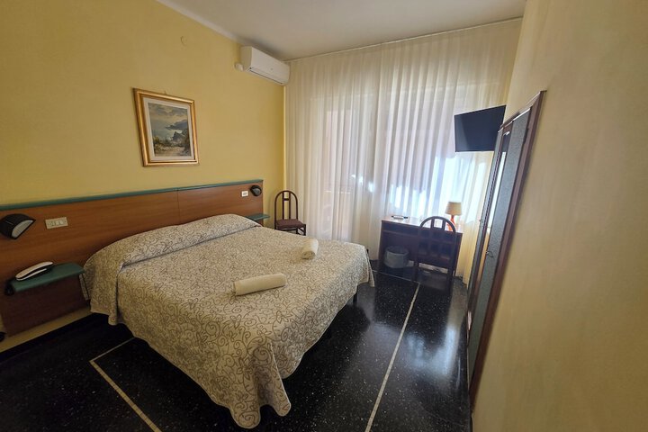 Room 25 of 56
