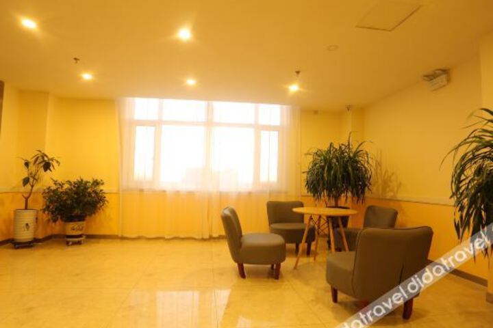 Hotel Interior 9 of 13