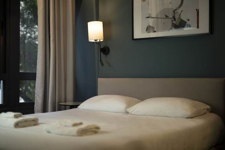 Room 15 of 39