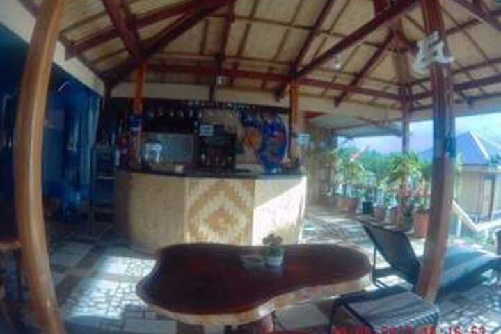 bella louise lodging house bar and resto