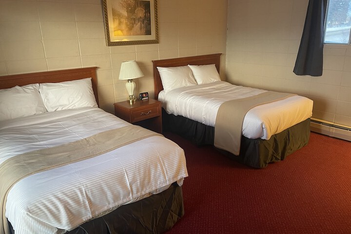 Room 2 of 47