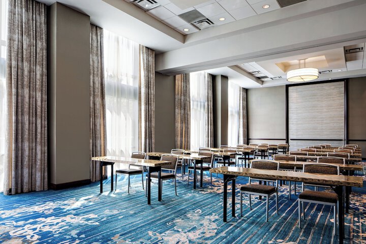 Meeting facility