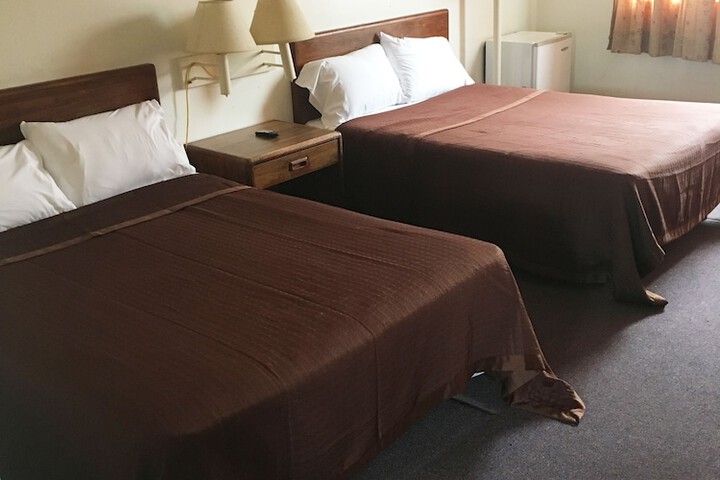 Room 5 of 20