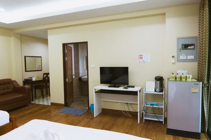 Room 15 of 113