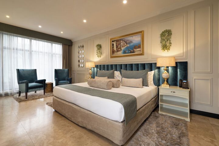 Room 32 of 125