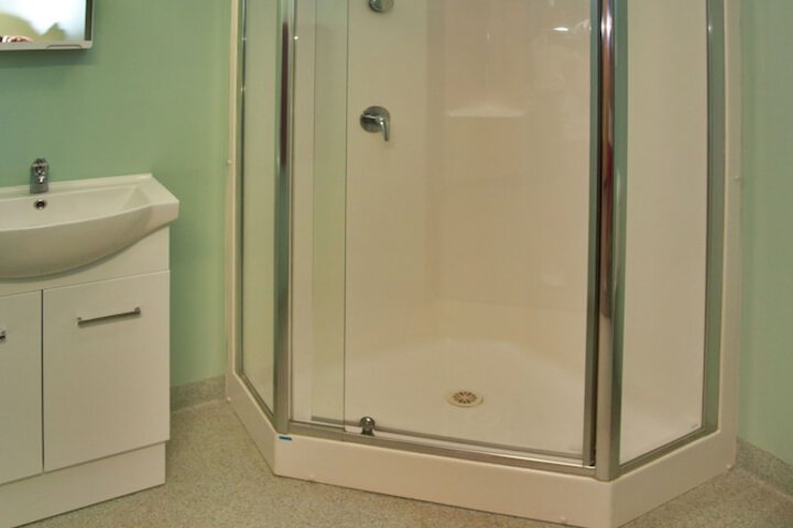 Room 4 of 15