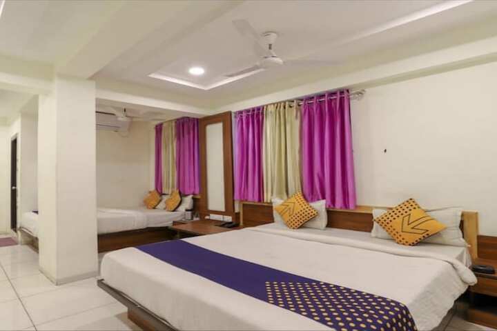 Room 7 of 26