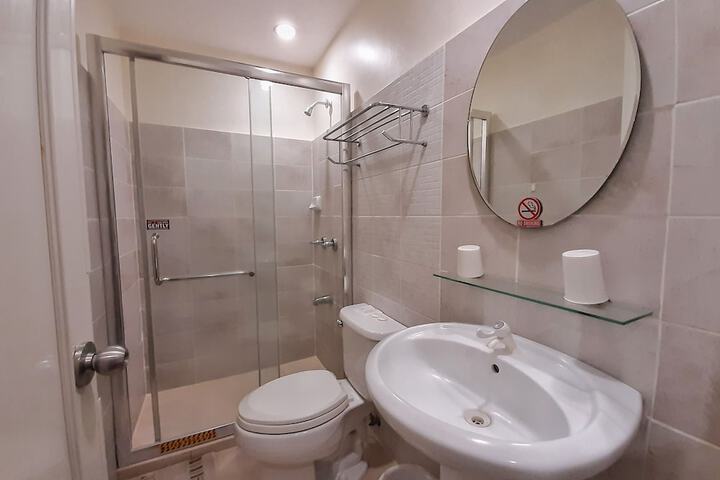 Room 15 of 19