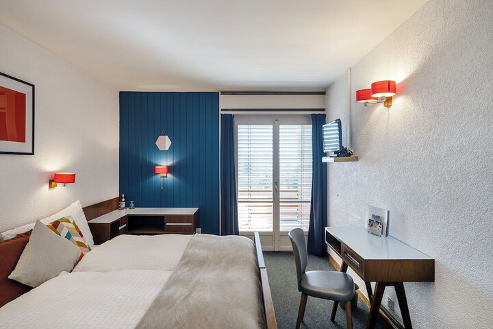 Room 8 of 23