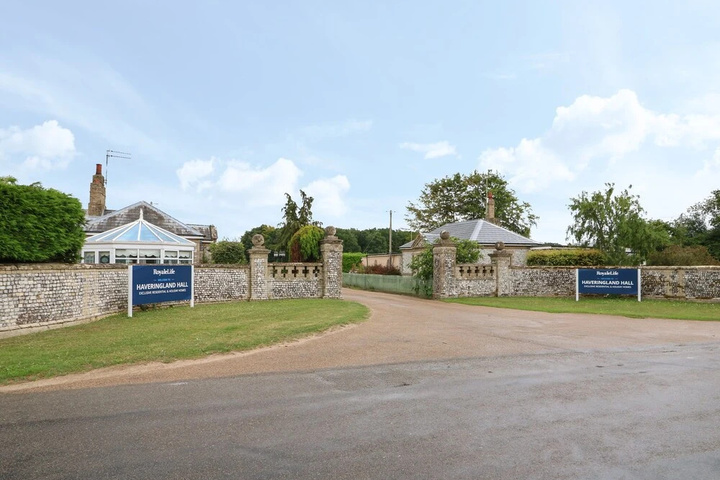 32 Lake View Norwich