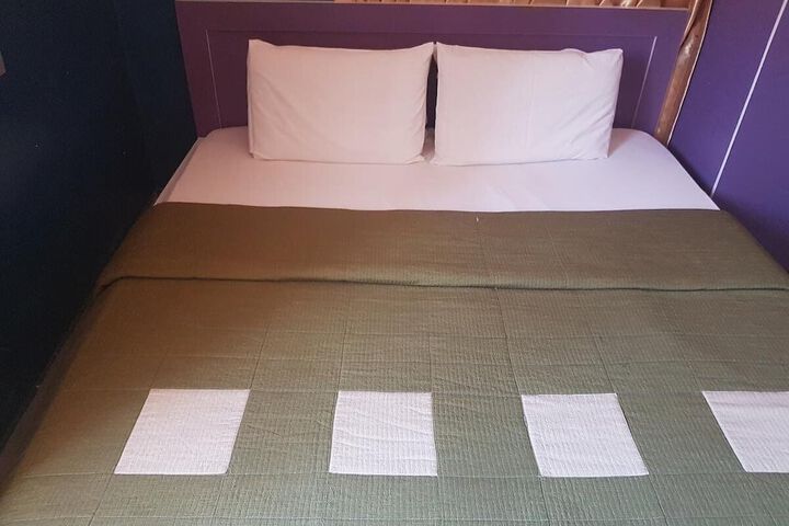 Room 7 of 21