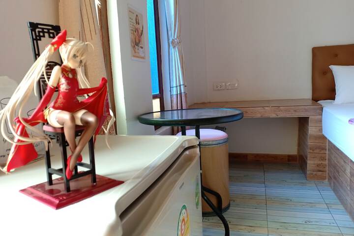 Room 11 of 29