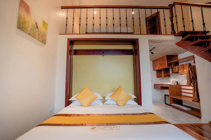 Room 38 of 90