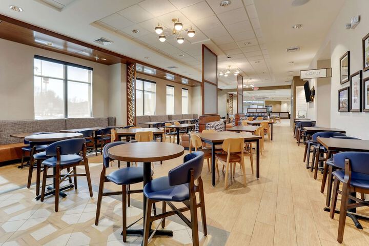 Breakfast area