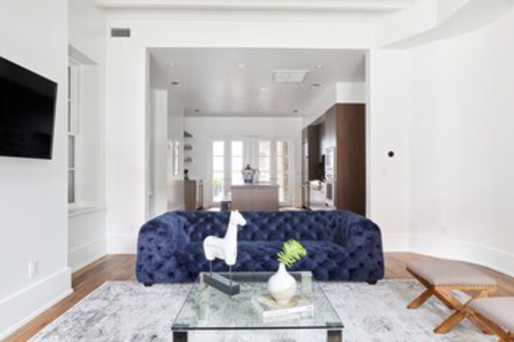 Photo of Spacious 5BR in Arts / Warehouse District by Sonder