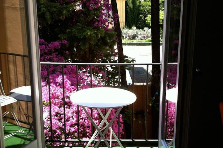 Terrace/Patio 37 of 65