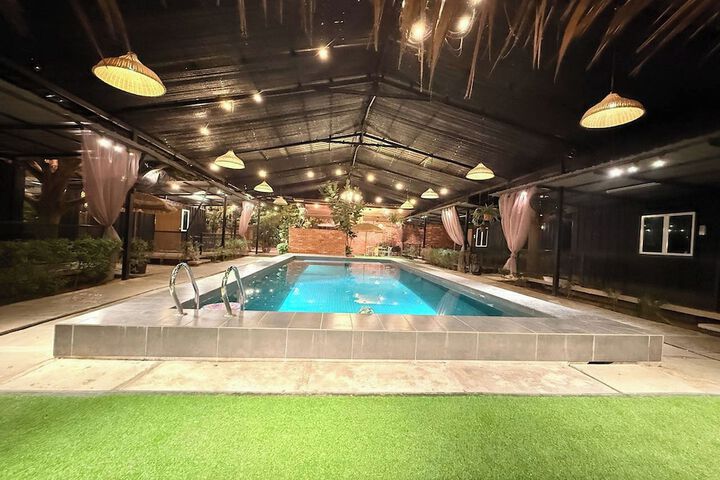 Pool 44 of 71