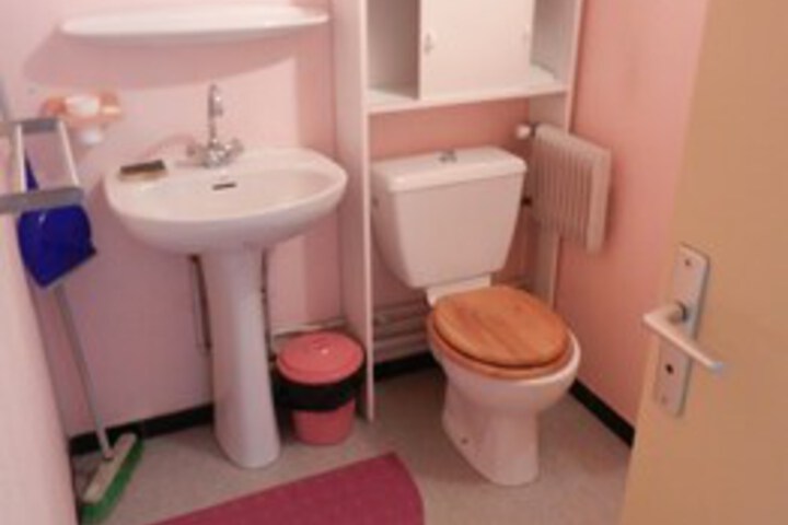 Room 9 of 44