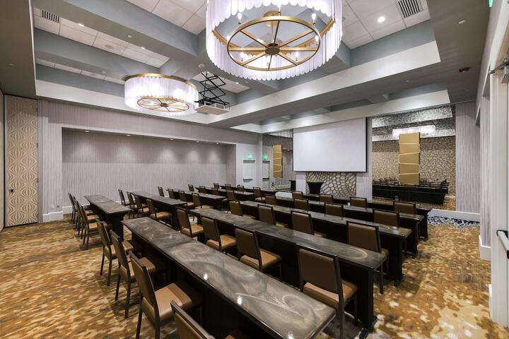 Meeting facility