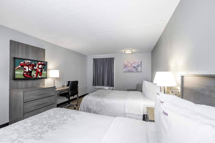 2 Double Beds Accessible (4 of 15)