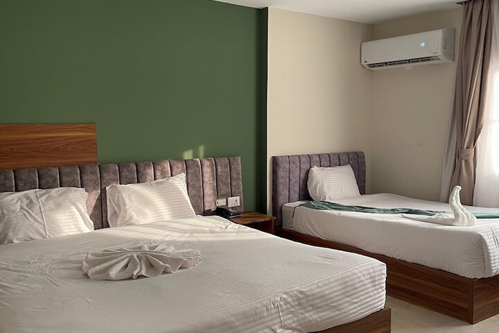 Room 27 of 58