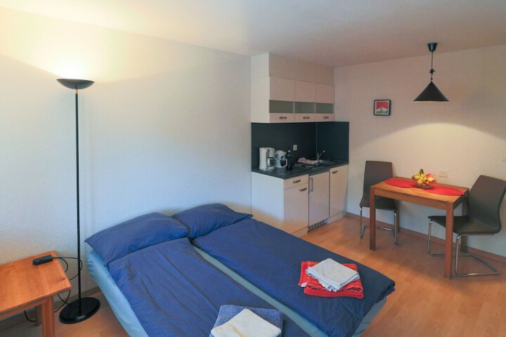 Room 38 of 169