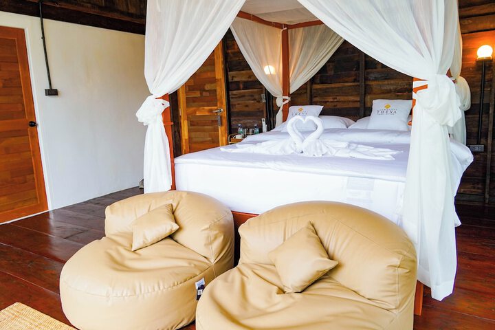 Room 20 of 95