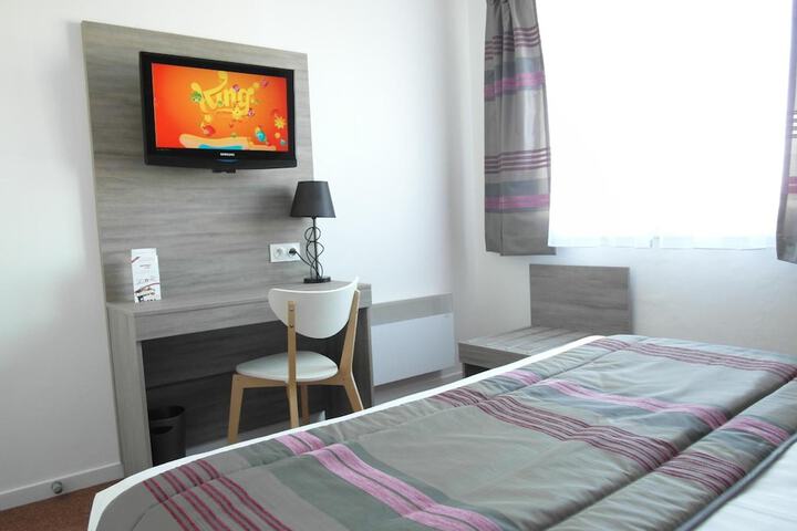 Room 26 of 50