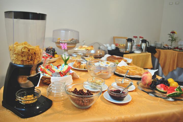 Breakfast buffet