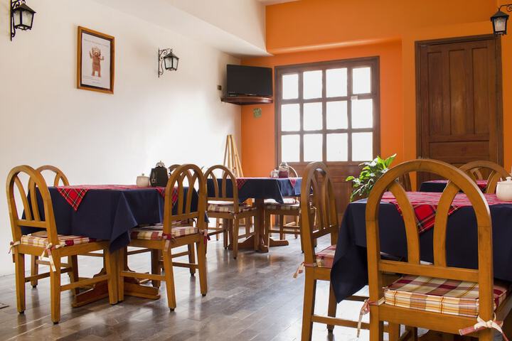 Dining 20 of 35