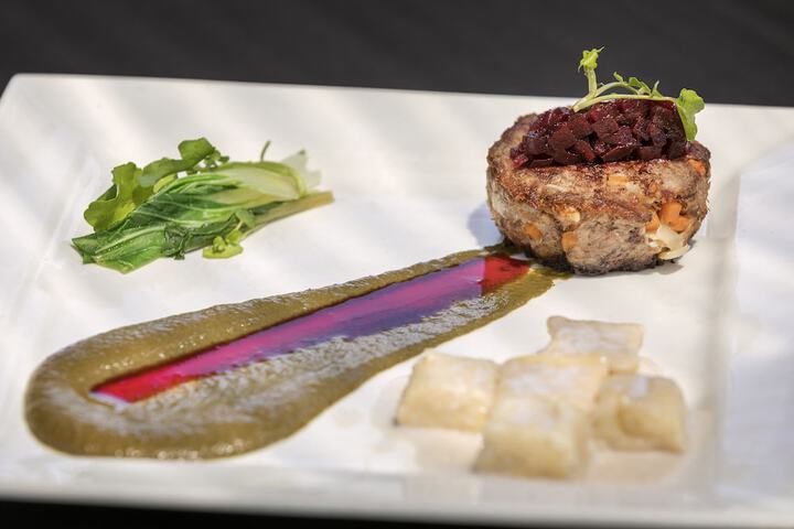 Dining 111 of 179