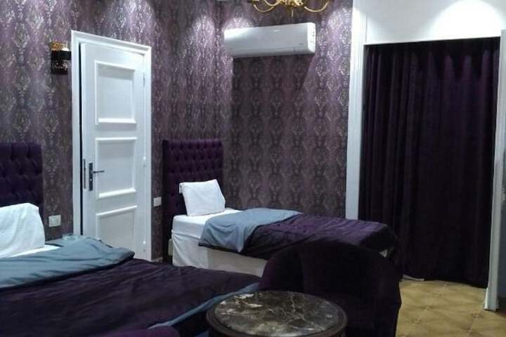 Room 9 of 74