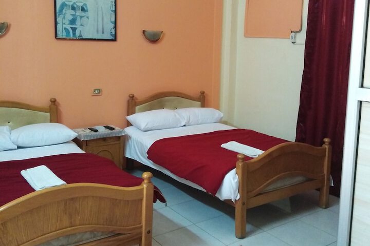 Room 11 of 51